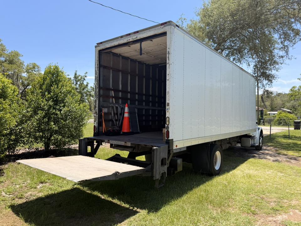 Loading ramp deployed